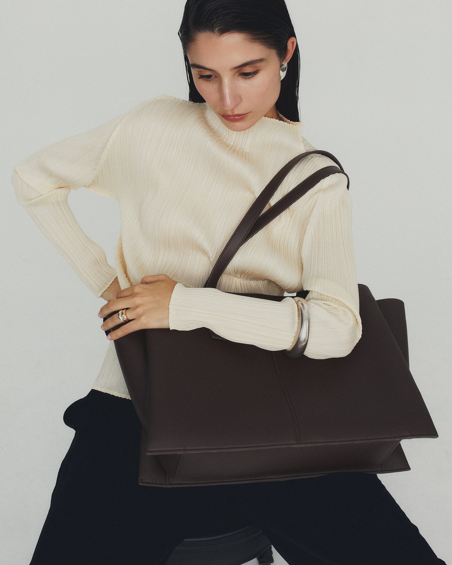 VIRELLE TOTE BAG