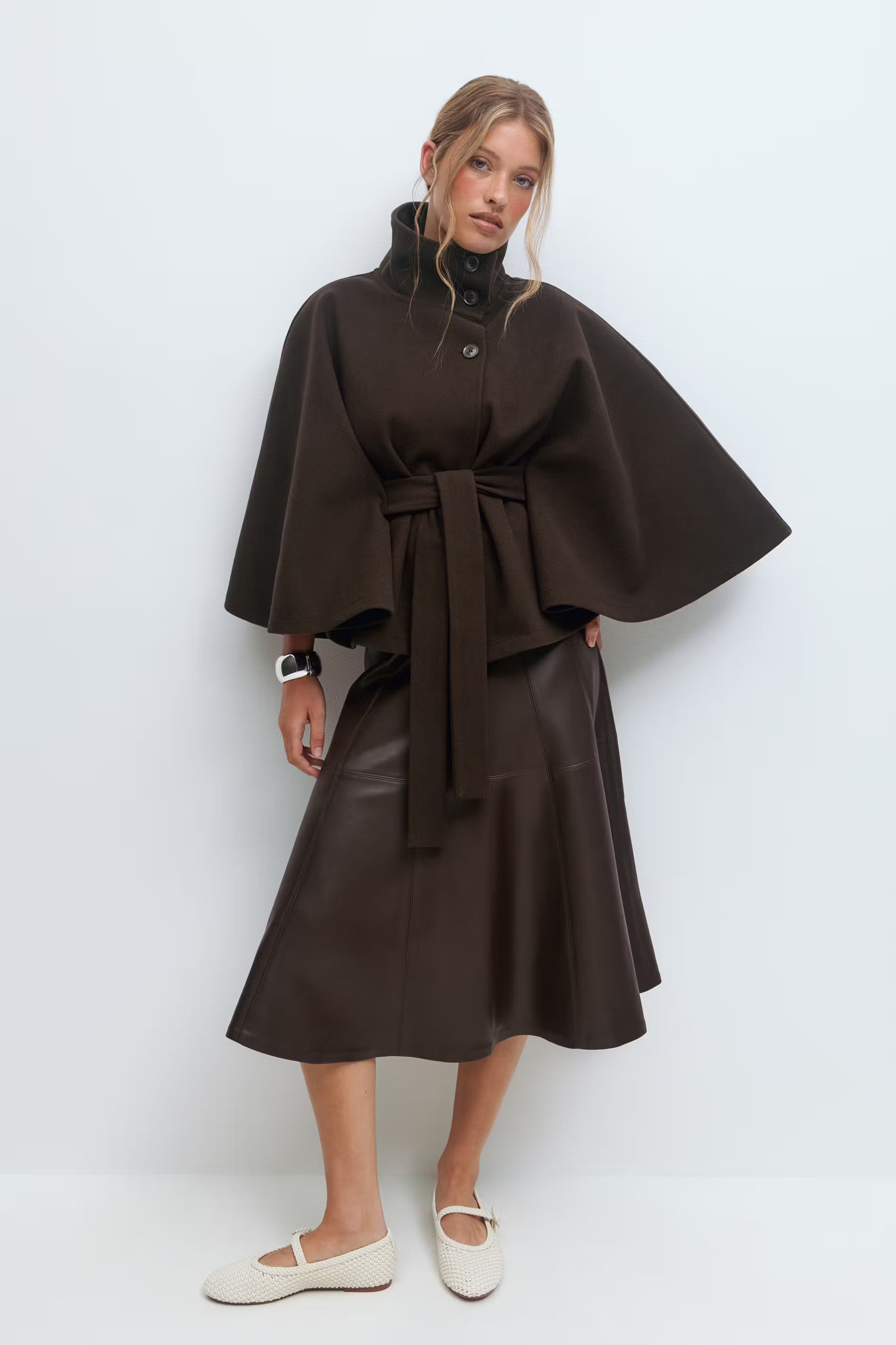 MARI BELT CAPE JACKET