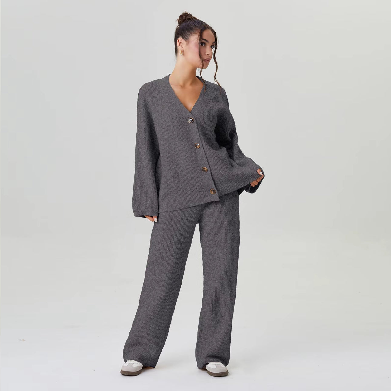 LIVELY KNITTED CARDIGAN SET