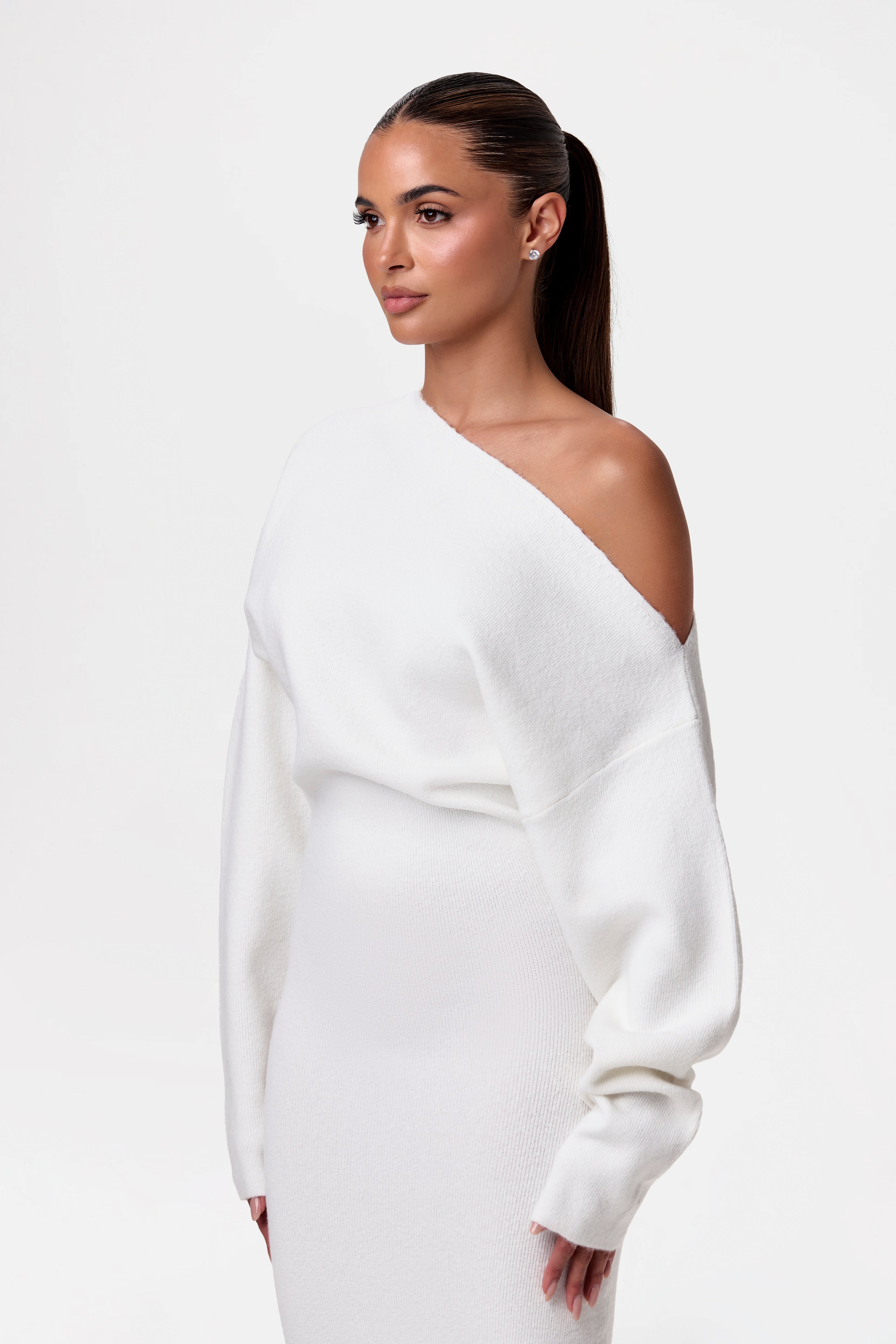 ALISSA KNIT OFF-SHOULDER MAXI DRESS