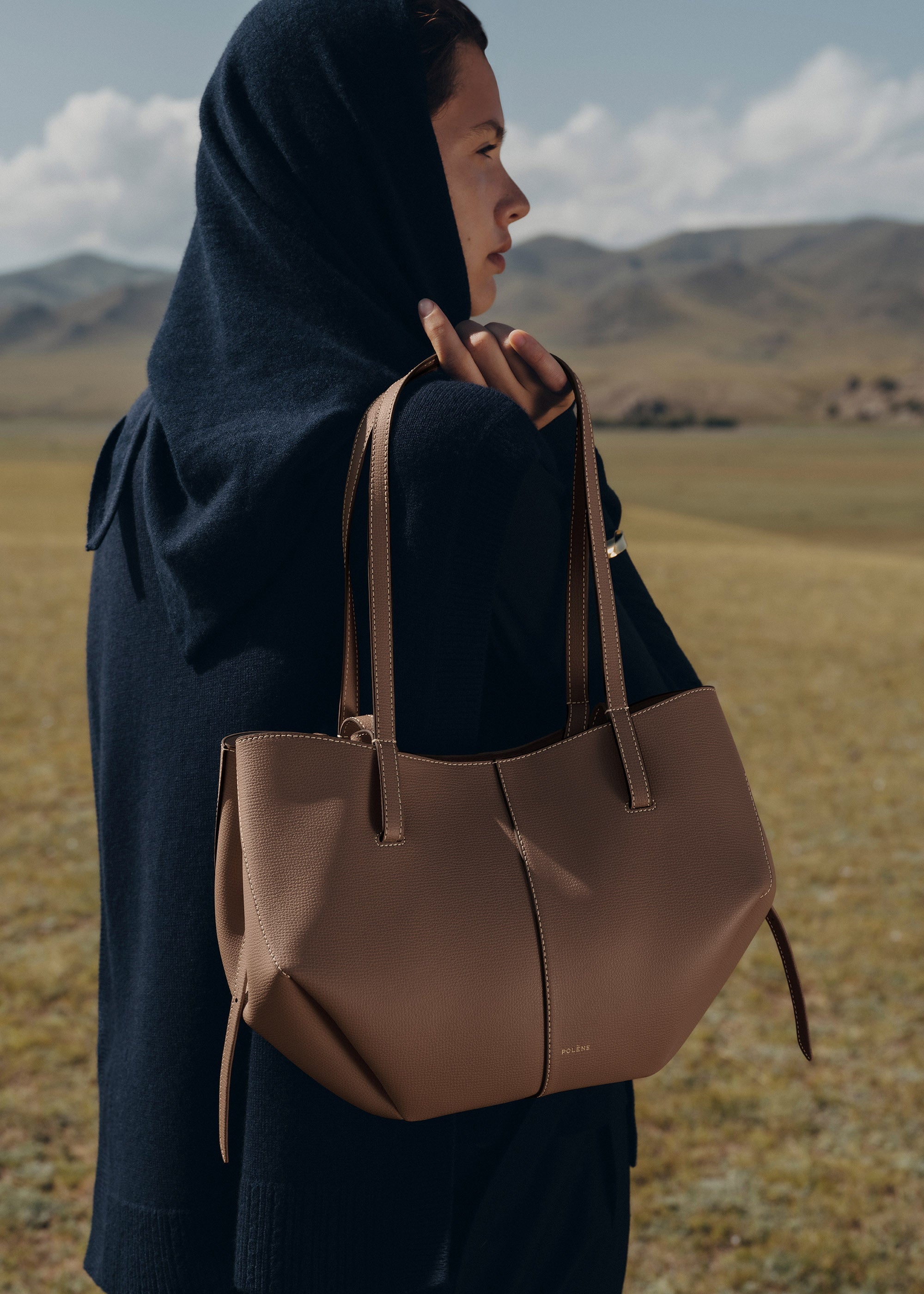 PARINA TOTE BAG