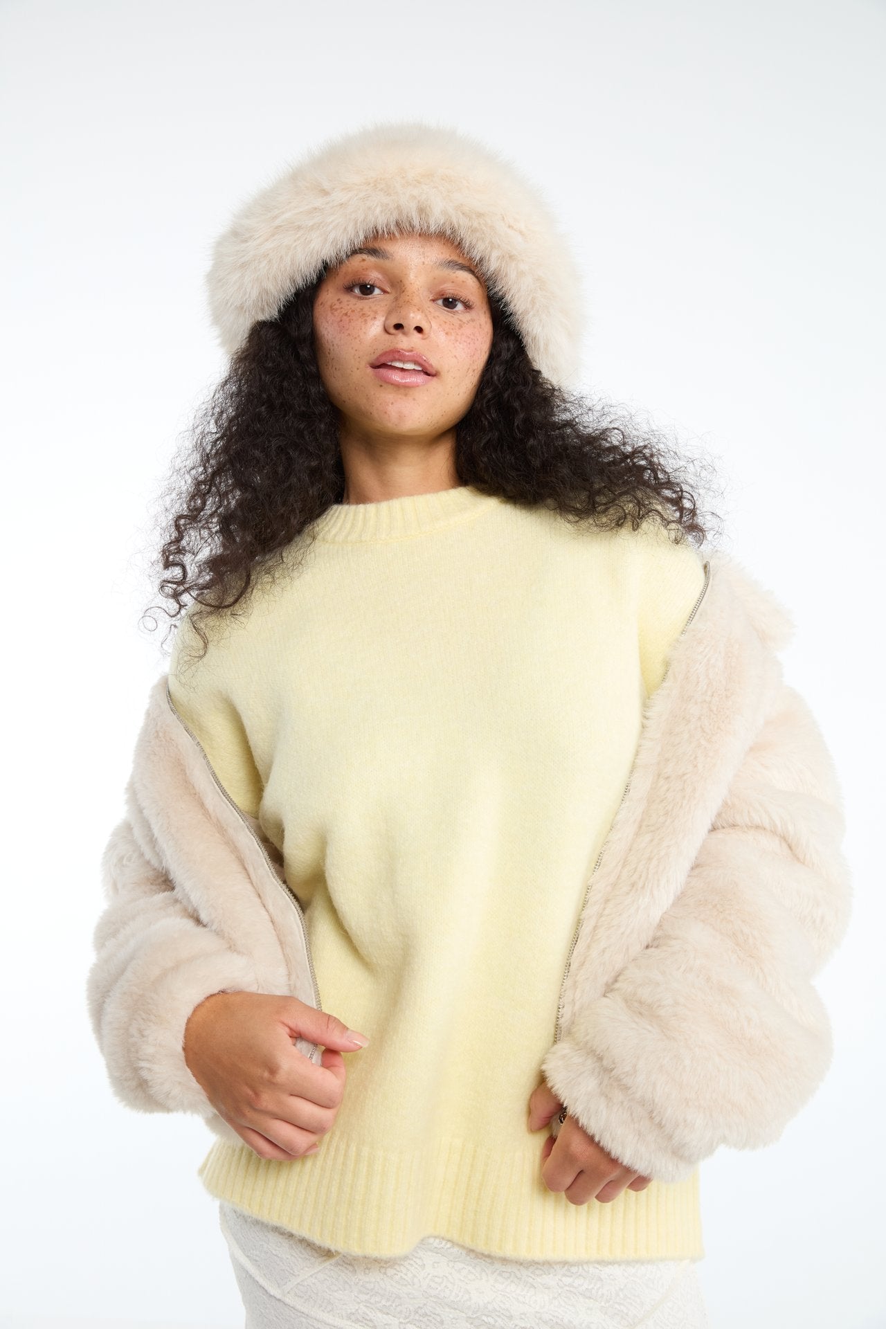 KYLA CREWNECK SWEATER