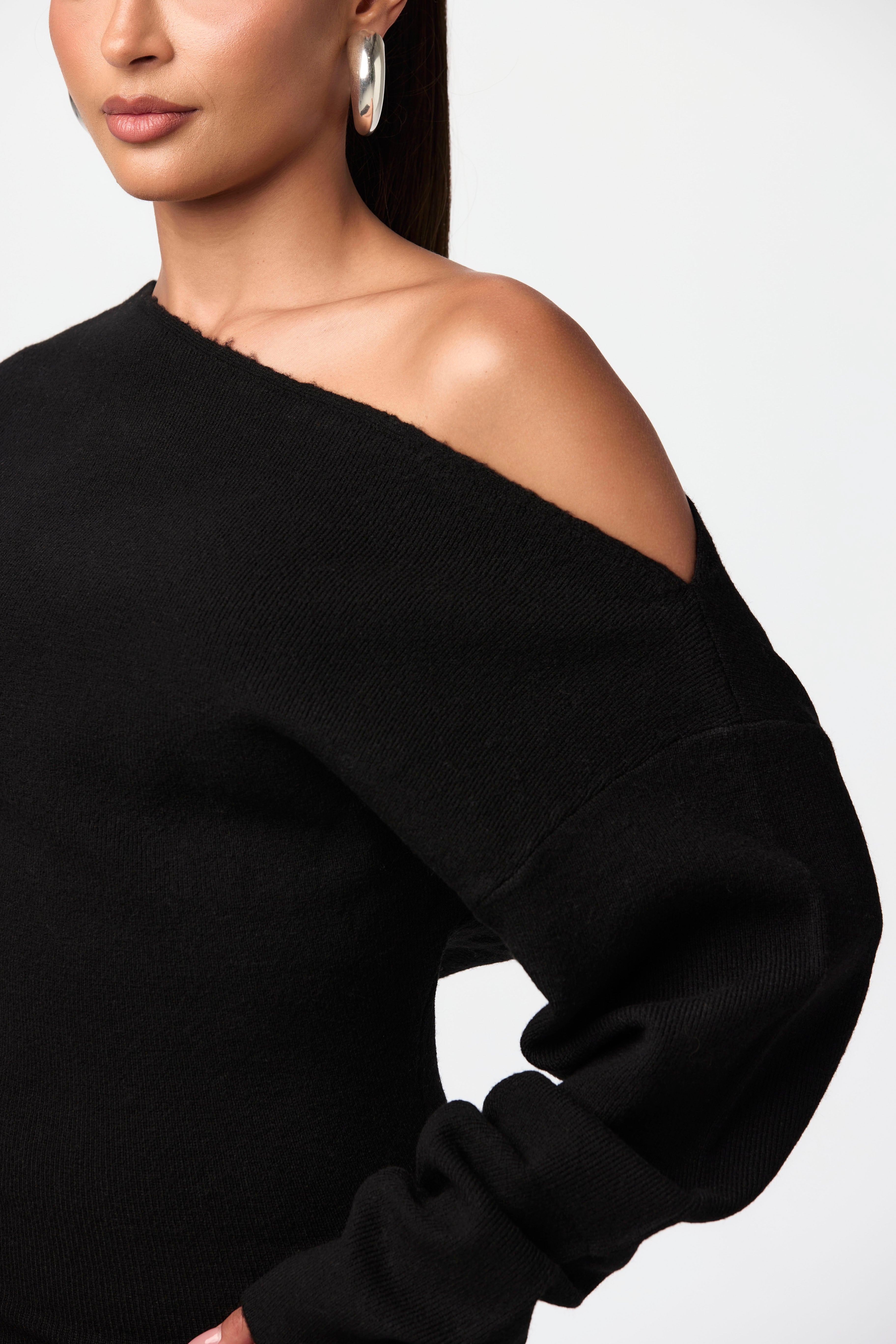 ALISSA KNIT OFF-SHOULDER MAXI DRESS