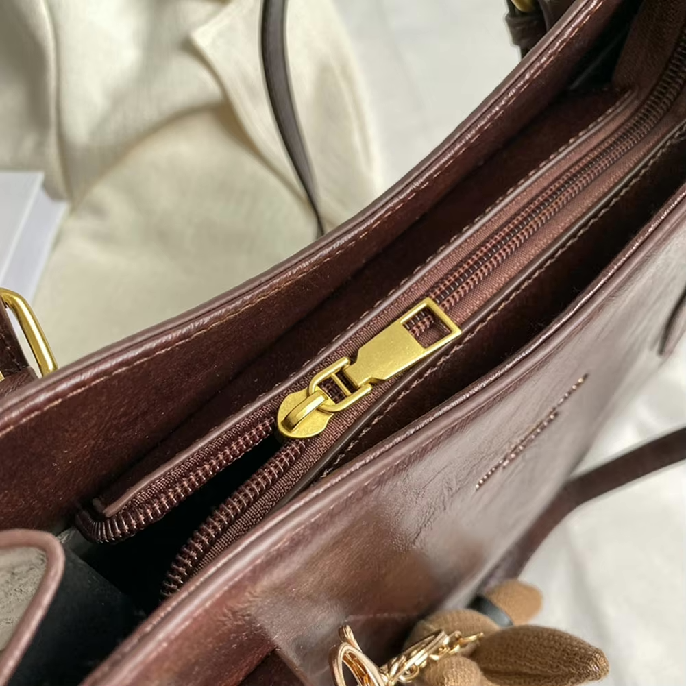 EMMA SHOULDER BAG